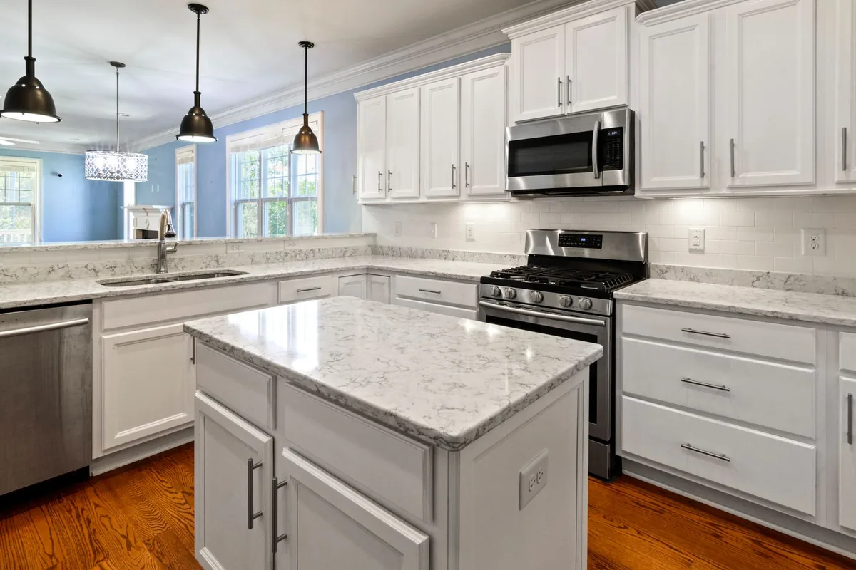 Filth & Squalor Cleanup in Manhasset Hills, NY