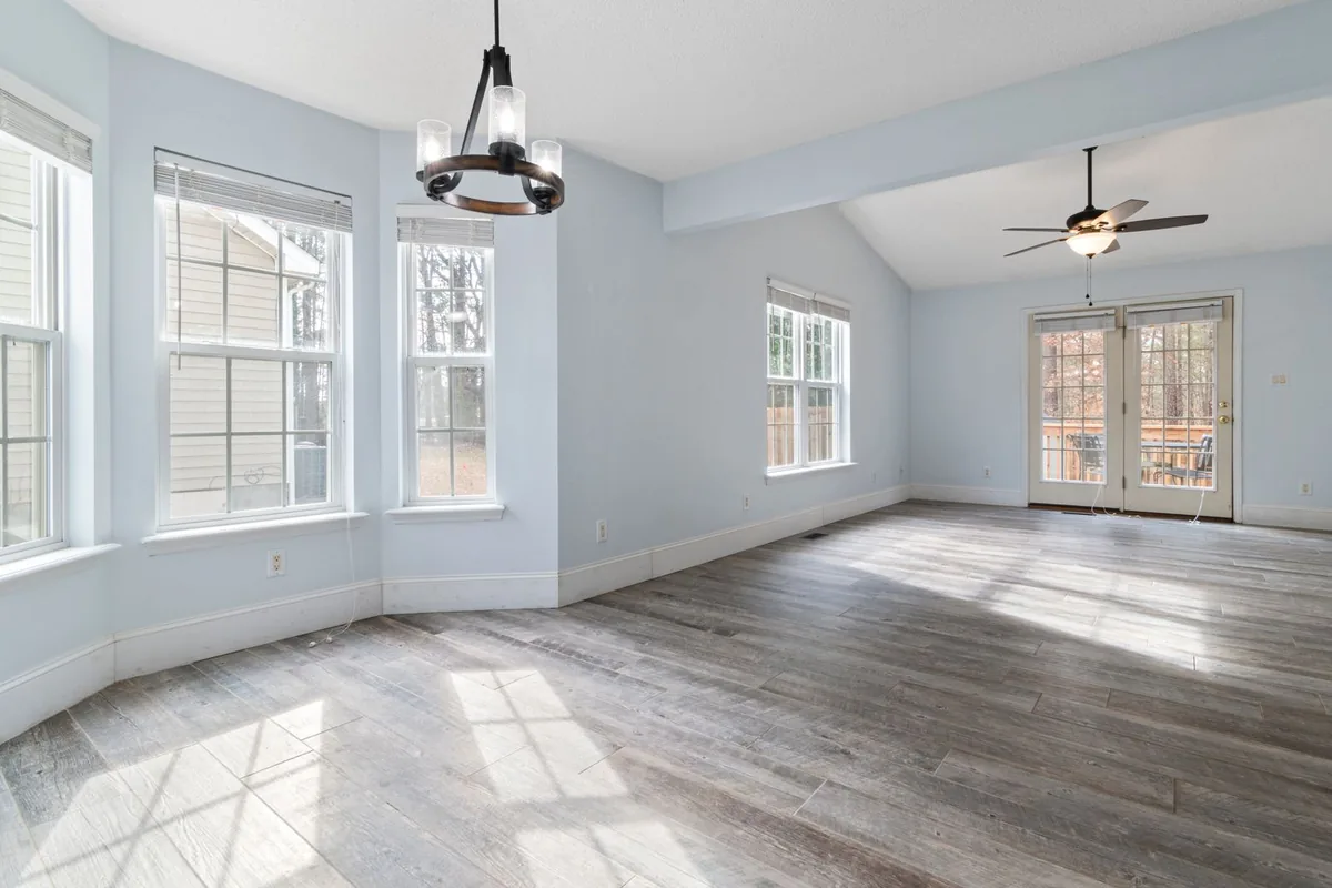 Clean, safe room after biohazard cleanup in Manhasset Hills, NY
